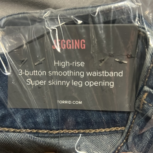 TORRID High rise jeggings - Picture 3 of 3